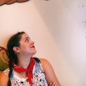 Meet your Posher, Sophia